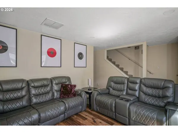 6311 FAIRWAY AVE, Salem, OR 97306