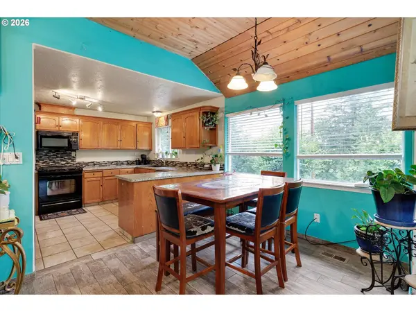 17575 SE TEN EYCK RD, Sandy, OR 97055