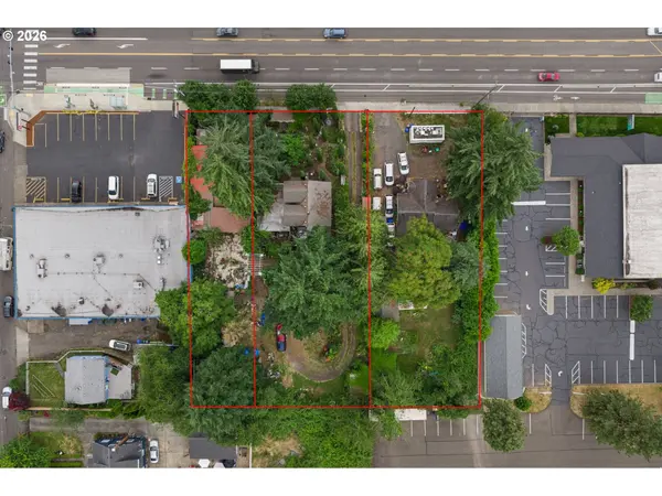 10156 SE DIVISION ST, Portland, OR 97266