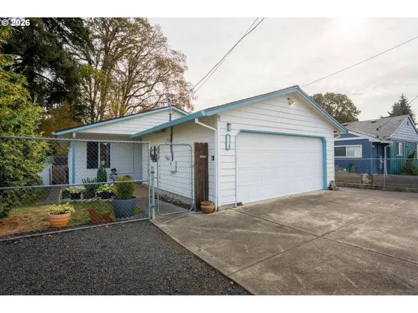 334 S 18TH ST, St Helens, OR 97051