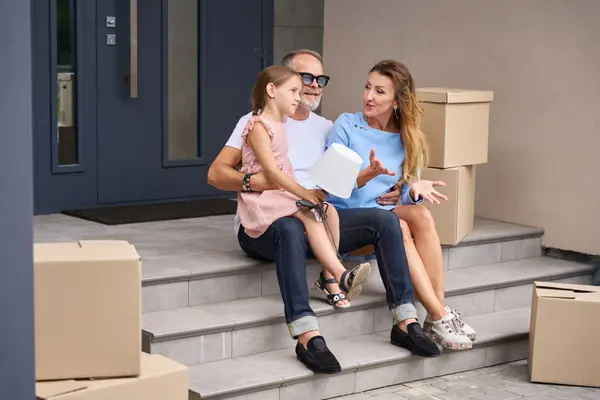The Step-by-Step Timeline to Sell Your Current Home and Buy a New Build Simultaneously in Las Vegas