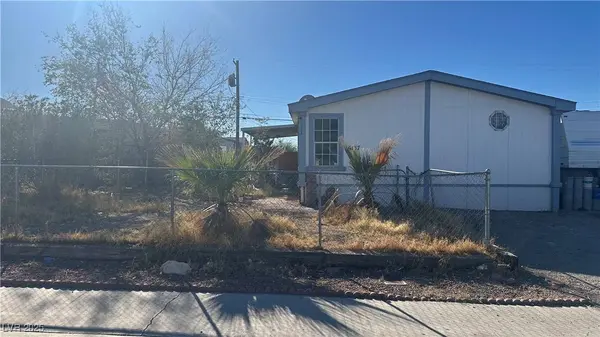 6137 Yellowstone AVE, Las Vegas, NV 89156