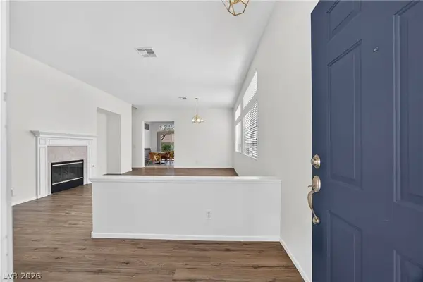 1704 Pacific Sandstone PL, Las Vegas, NV 89144