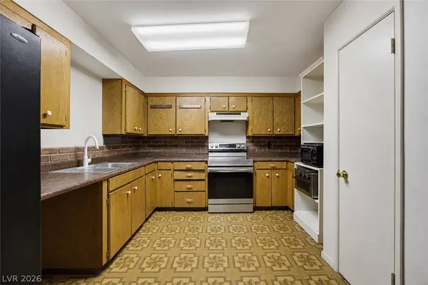 4300 San Diego ST, North Las Vegas, NV 89032