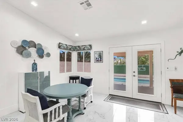 5801 Sunny Orchard LN, Las Vegas, NV 89110