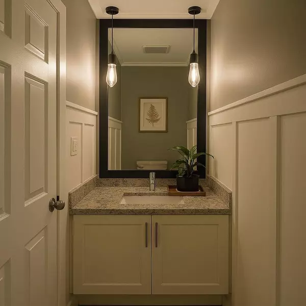 19352 FRASER #104, Surrey, BC V3S6K6