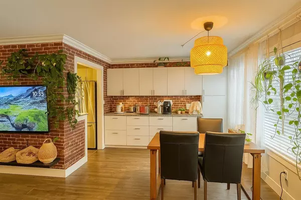 19352 FRASER #104, Surrey, BC V3S6K6