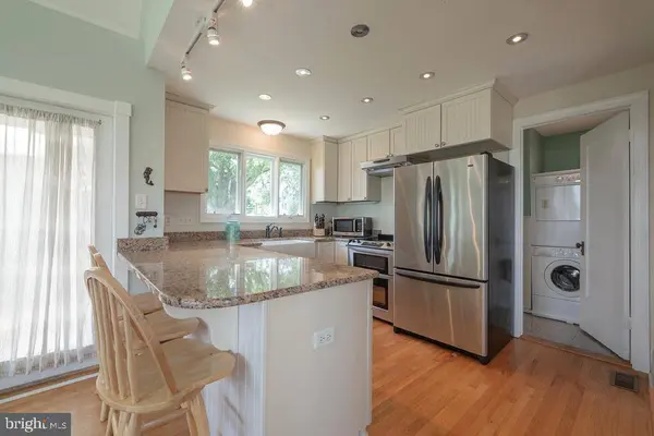 6439 MORATTICO RD, Lancaster, VA 22503