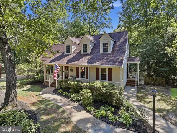 416 BREEZEWOOD DR