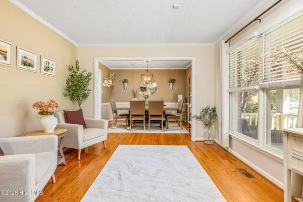 7212 Cayman DR, Fayetteville, NC 28306