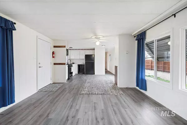 10167 W Maymie Rd., Boise, ID 83714