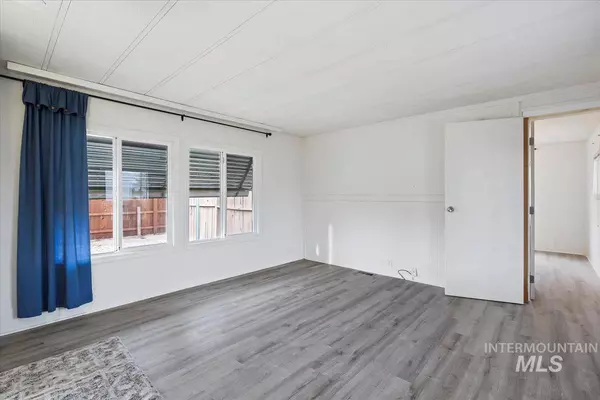 10167 W Maymie Rd., Boise, ID 83714