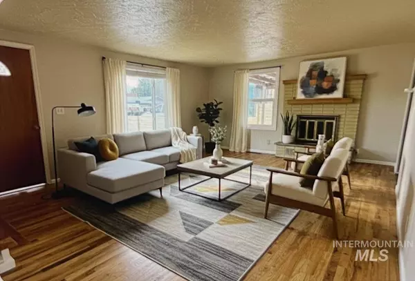 1821 Willow Street, Caldwell, ID 83605