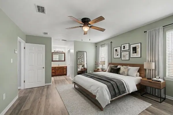 390 Angela LN, Mary Esther, FL 32569