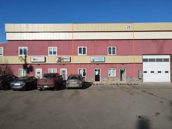 20 Cuendet Industrial WAY #103, Sylvan Lake, AB T4S 2J7
