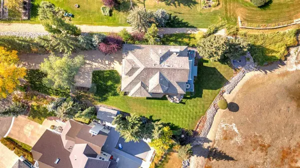 398 Marina Bay PL, Sylvan Lake, AB T4S1E9