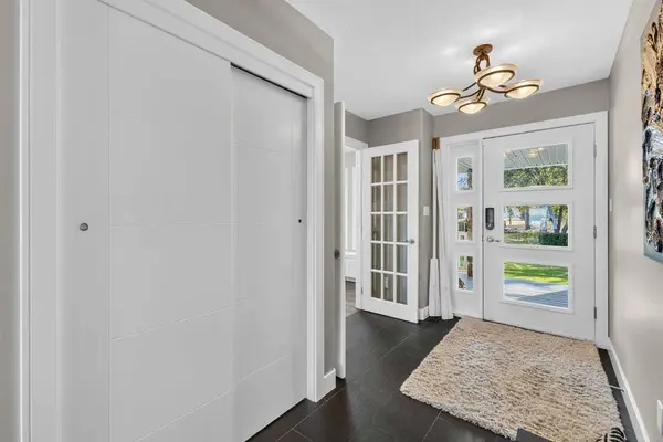 398 Marina Bay PL, Sylvan Lake, AB T4S1E9