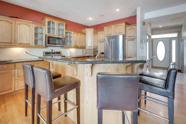 384 Marina Bay PL, Sylvan Lake, AB T4S 1E9