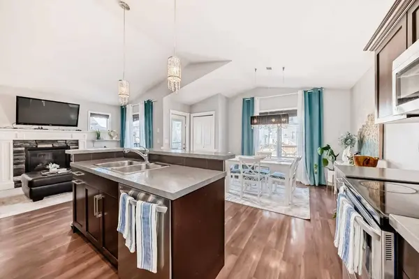 21 Valley CRES, Blackfalds, AB T4M 0K4