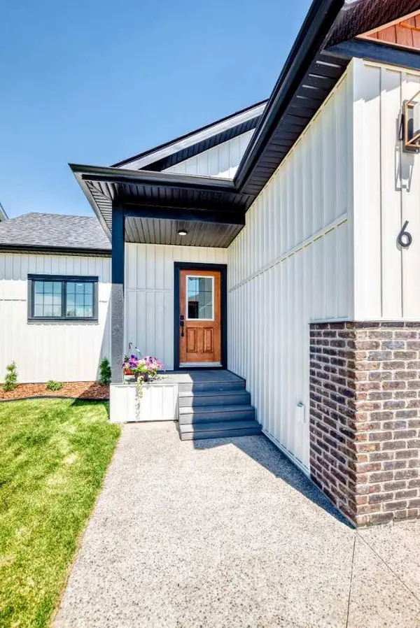6 Napoleon Meadows WAY, Innisfail, AB T4G 0N6