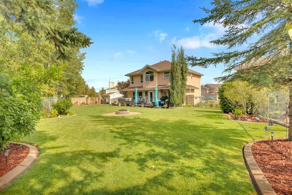 49 Willow Springs CRES, Sylvan Lake, AB T4S 1G3