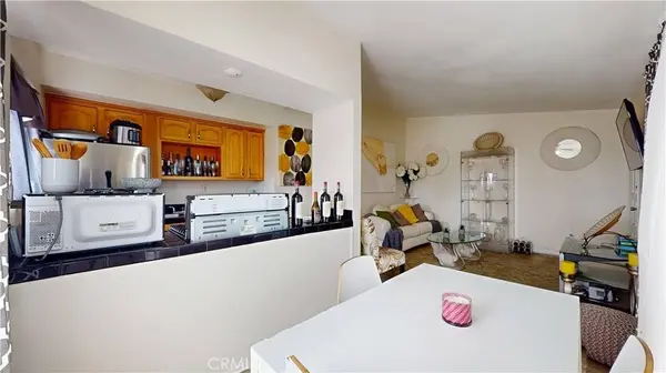1168 E 10th #218B, Long Beach, CA 90813