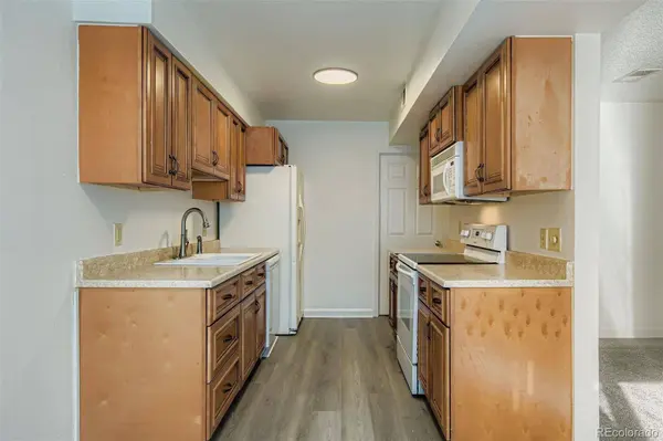 9864 Orangewood DR, Thornton, CO 80260