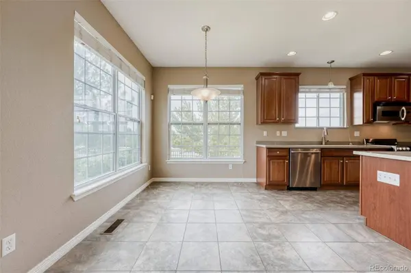 6696 S Shawnee ST, Aurora, CO 80016