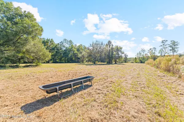 1463 BARDIN RD, Palatka, FL 32177