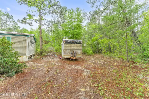 1056 BELLAMY RD, Melrose, FL 32666