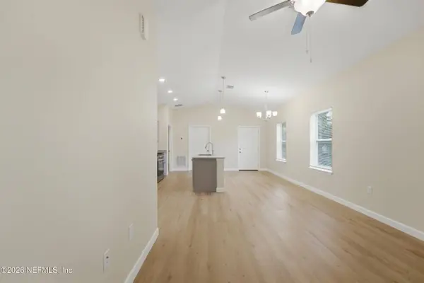 3325 S PALM AVE, Palatka, FL 32177