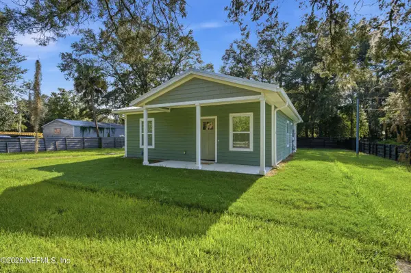 3325 S PALM AVE, Palatka, FL 32177