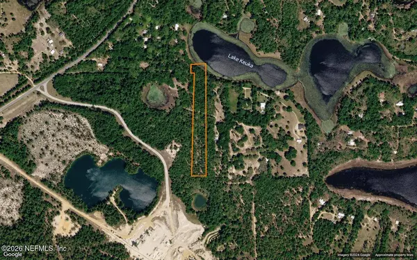 120 HOWARD LAKE TRL, Interlachen, FL 32148