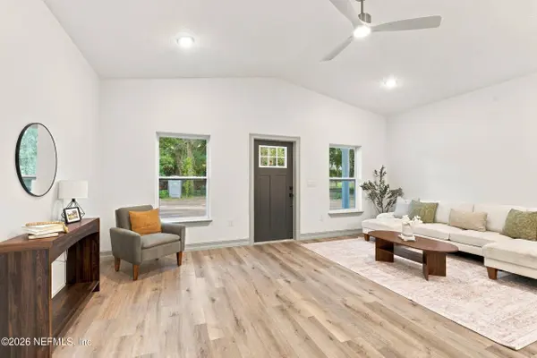 4117 SILVER LAKE DR, Palatka, FL 32177
