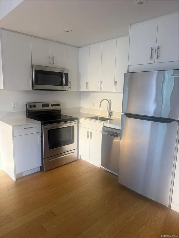 402 E 118th ST #2D, New York (manhattan), NY 10035