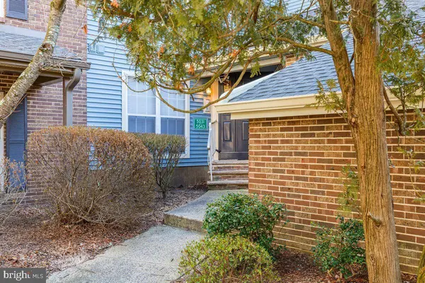 5033 BEECH CT, Monmouth Junction, NJ 08852