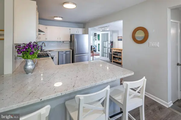 84 DEMPSEY AVE, Princeton, NJ 08540