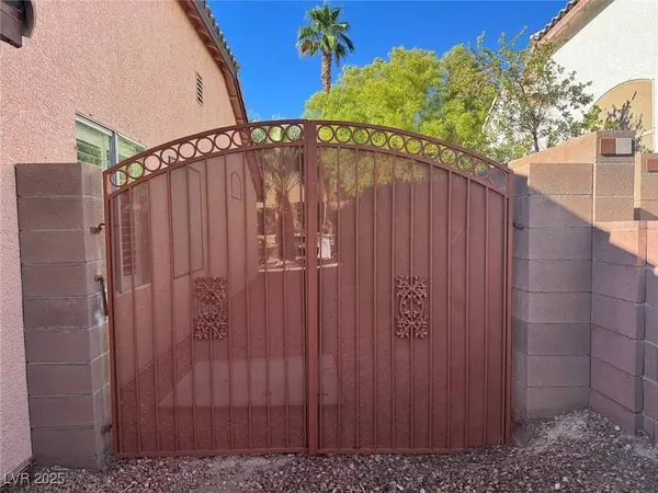 1461 Tangerine Rose DR, Las Vegas, NV 89142