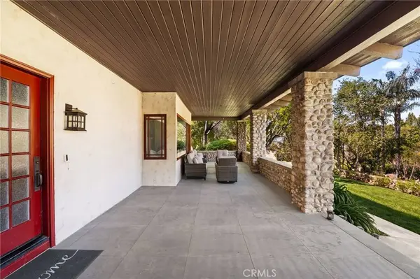 1688 Dwight, Redlands, CA 92373