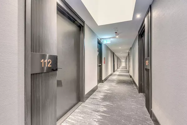 2450 Old Bronte RD #112, Oakville, ON L6M 5P6