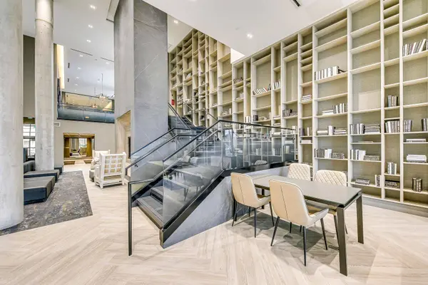 2450 Old Bronte RD #112, Oakville, ON L6M 5P6