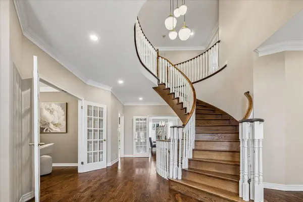 2101 Westoak Trails BLVD, Oakville, ON L6M 3L2