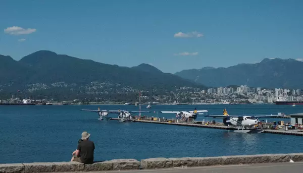  Introduction to Luxury Living in South Florida — Discover LuxLiving South Florida's Premier Properties,David Cohn