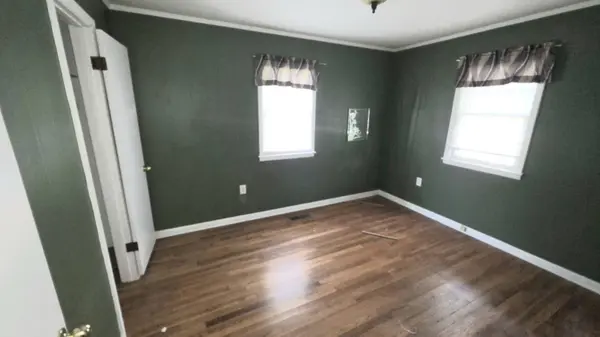204 Lick Creek Rd, Linden, TN 37096