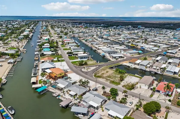 3050 YORK RD, St James City, FL 33956