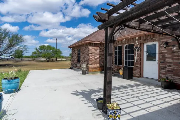 3534 Angelita DR, Odem, TX 78370