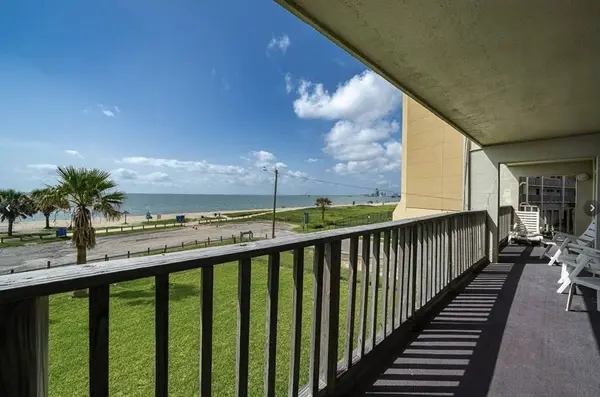 4242 Gulfbreeze BLVD, Corpus Christi, TX 78402