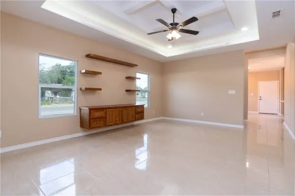 1100 Lucero ST, Alice, TX 78332