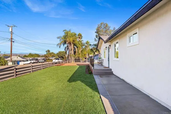 1844 El Cajon LN, Ramona, CA 92065