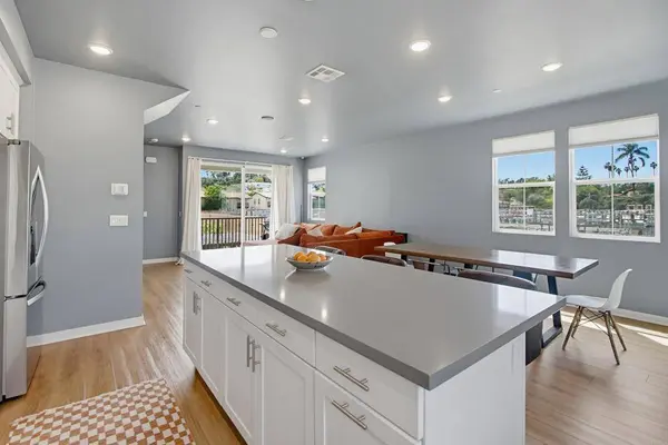 437 Jupiter, Escondido, CA 92025